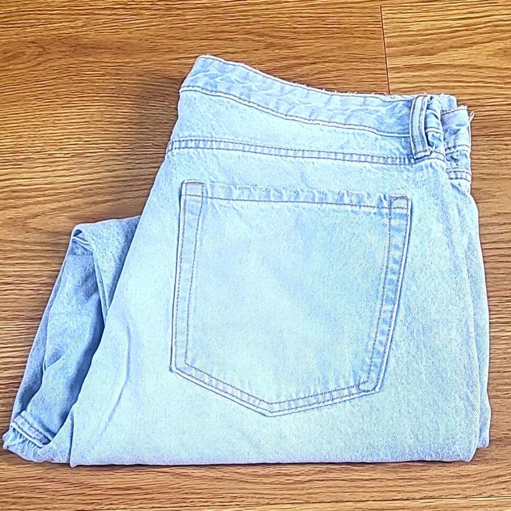 NO BOUNDARIES 36x28 CUT & SEW FADE BUTTON FLY MEN'S YUNG ADULT LIKE NEW JEAN'S